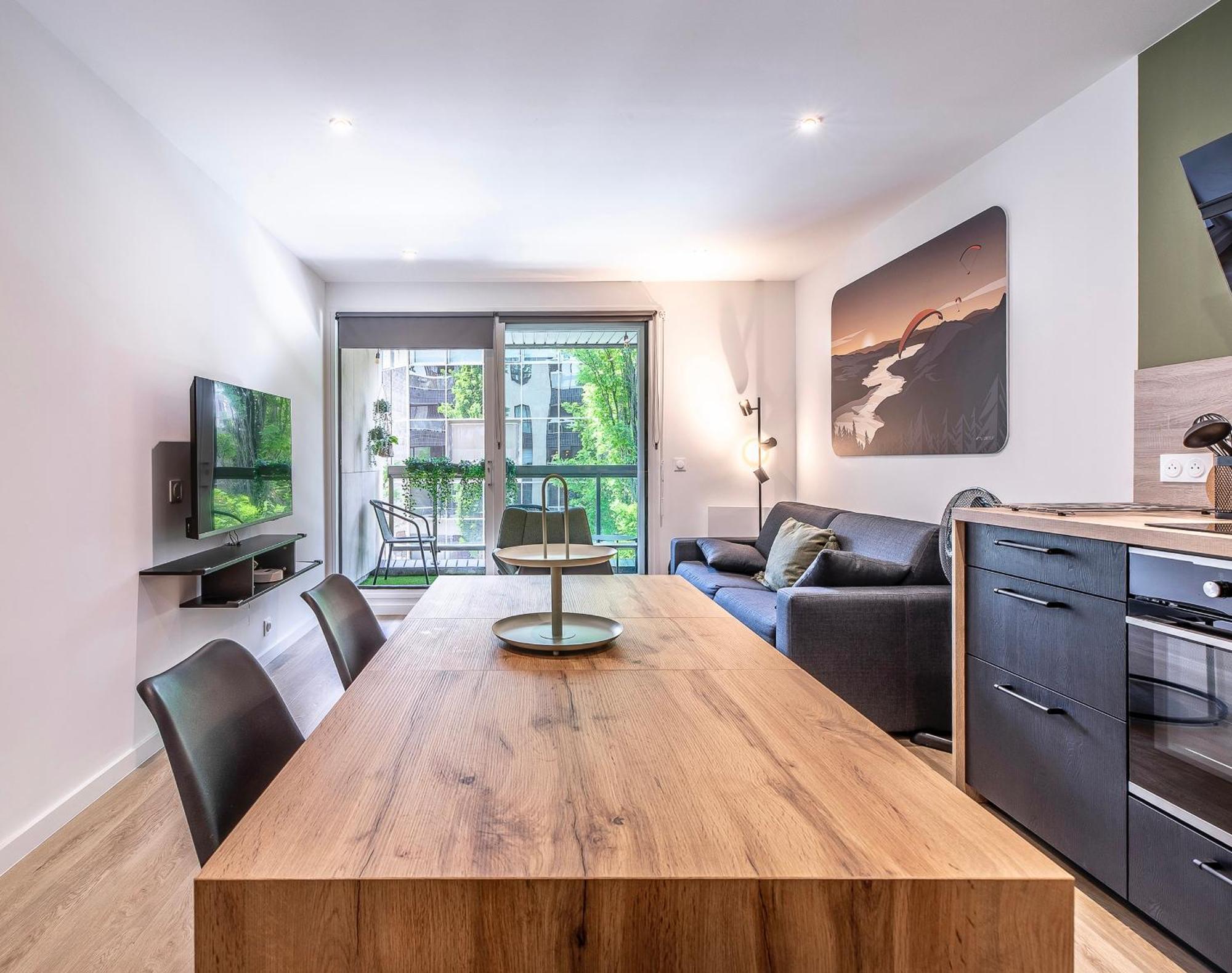 Appartement Moderne Au Coeur D'Annecy - A Deux Pas Du Lac Et De La Vieille Ville Luaran gambar